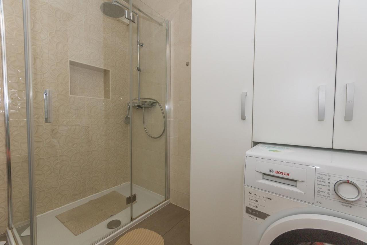 Adria Krk Apartment Krk Town Exteriör bild