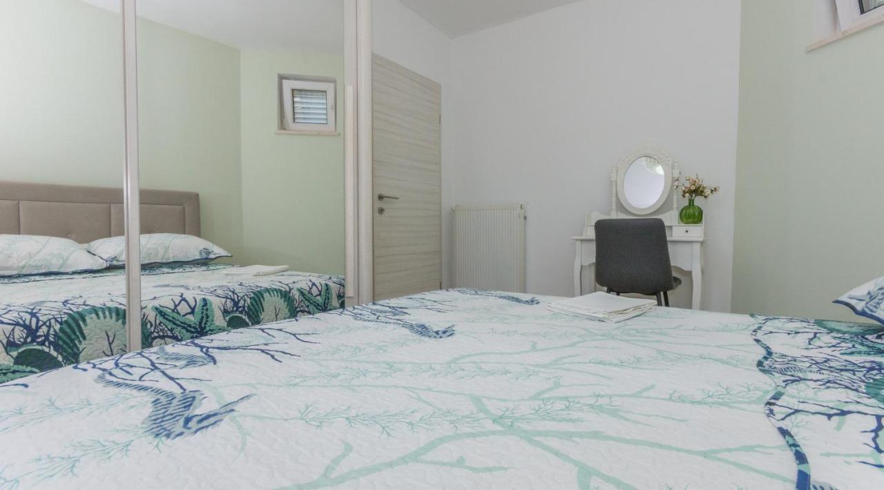 Adria Krk Apartment Krk Town Exteriör bild